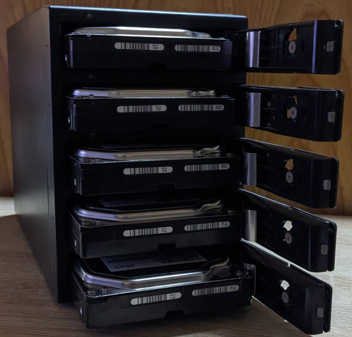 センチュリー CENTURY CRSJ535EU3 HDDケース 裸族の集合住宅5Bay ハードディスク HDD付き USED 中古_画像4