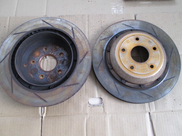 トヨタ系？ 2ピースローター リア GR TOYOTA Lexus TRD TOMS GAZOO_画像1