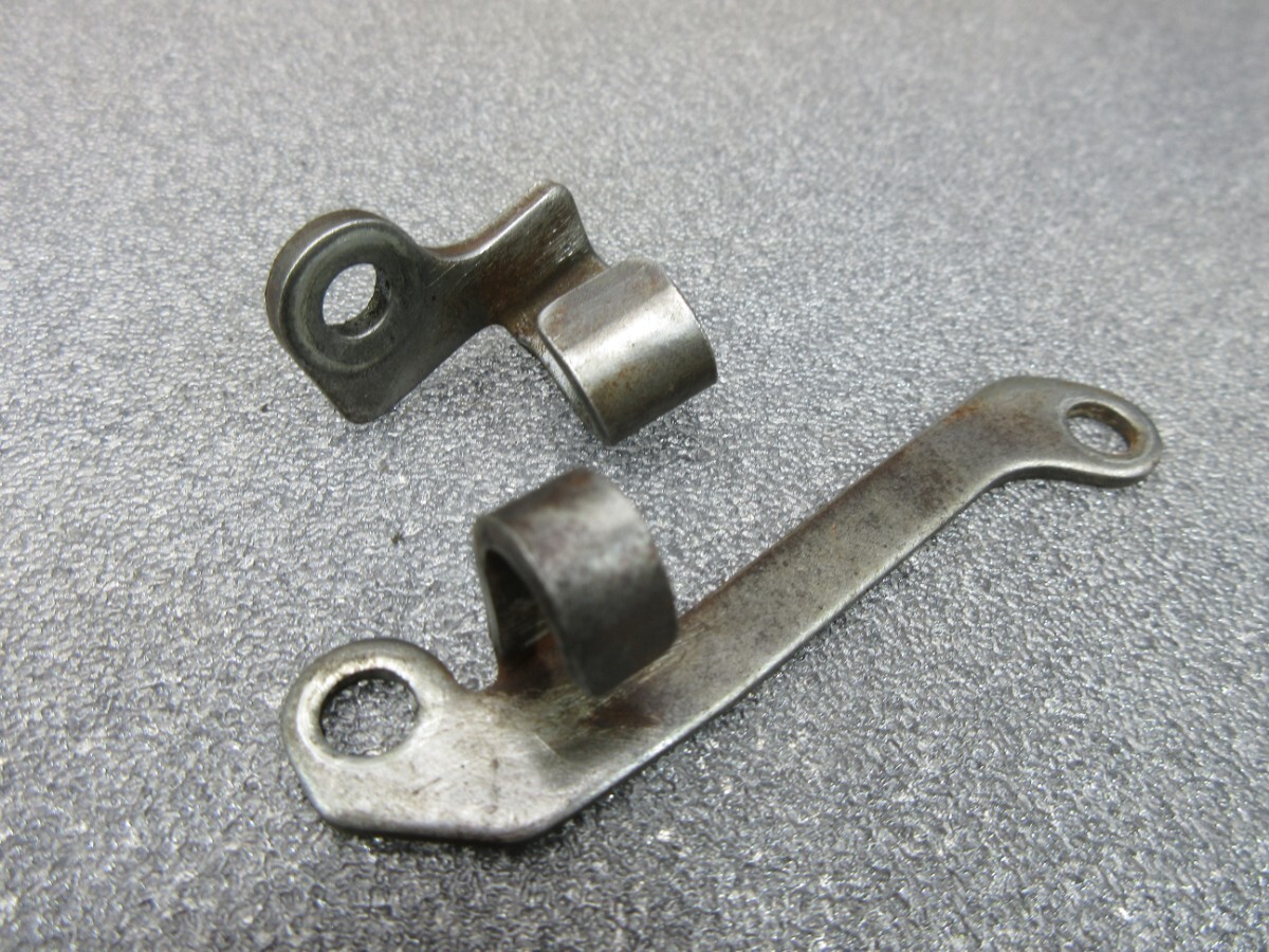 【D1455】ホンダ XL250R デコンプワイヤーフック デコンプケーブルステー 美品!! 【茨城発】MD03-1014/同梱多いほど送料お得!!パリダカ xl2_画像1