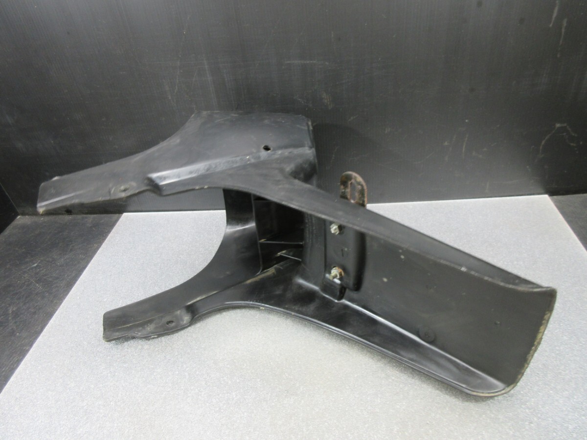 【D1792】ホンダ MB-5 リアフェンダー② シートカウル テールカウル 美品!!【茨城発】AC01/同梱多いほど送料お得!! mb5 mb8 mb50_画像7
