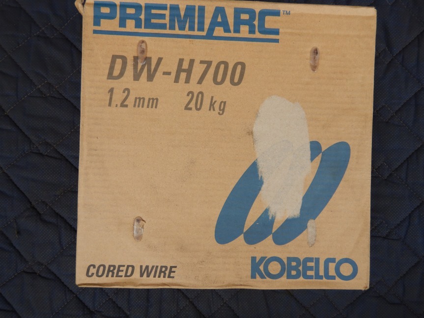 即決税0円未使用品神戸製鋼コベルコDW-H700 1,2mm径20kg半自動溶接用ワイヤー硬化肉盛溶接用2024年製_画像1