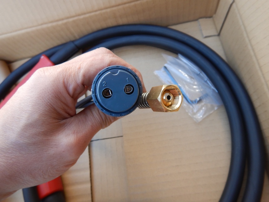 即決税0円未使用品Panasonic半自動溶接機用純正トーチYT-20CS4 200A3m空冷 2025年製造_画像5