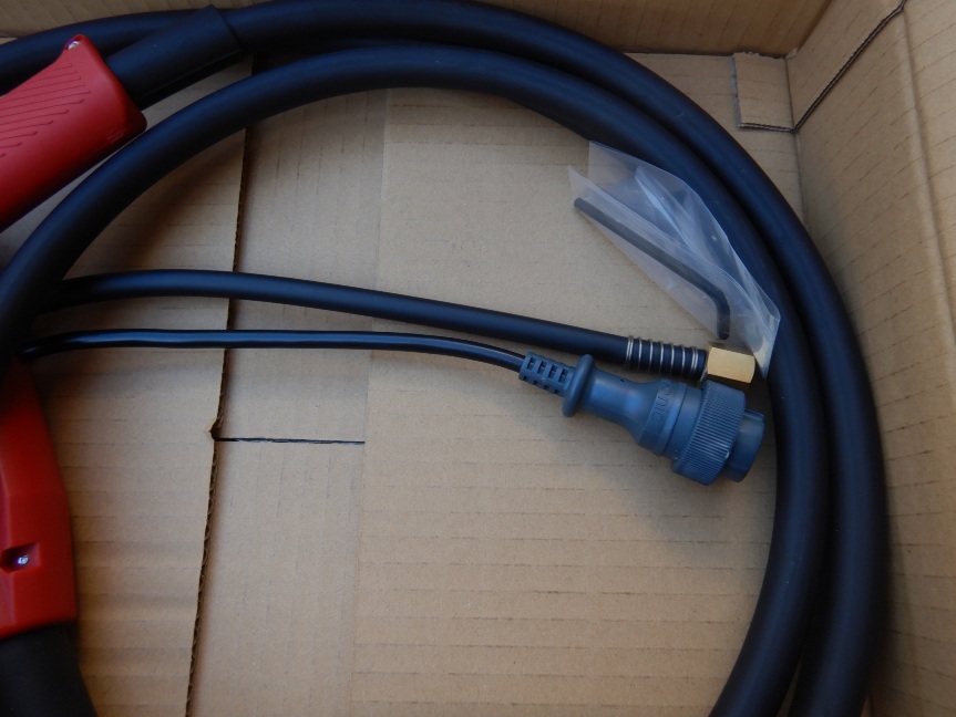 即決税0円未使用品Panasonic半自動溶接機用純正トーチYT-20CS4 200A3m空冷 2025年製造_画像4