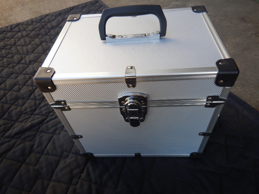 即決税0円中古程度上レーザー墨出器用アルミケース _画像1