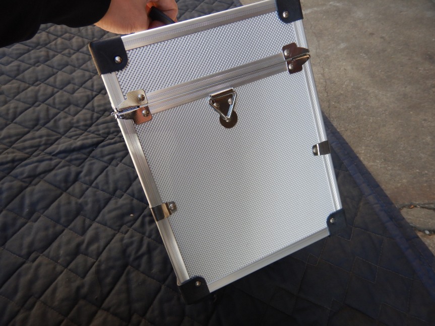 即決税0円中古程度上レーザー墨出器用アルミケース _画像9