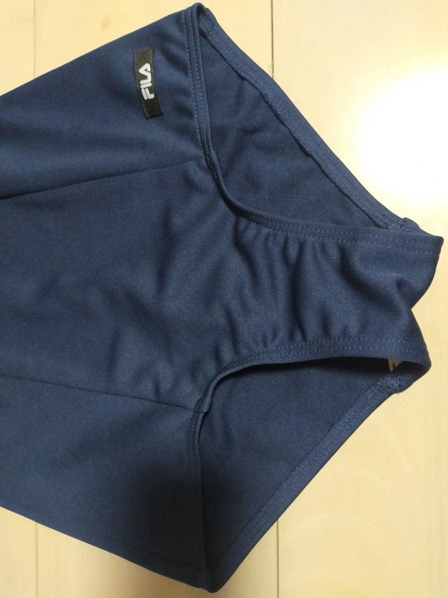 150サイズ FILA フィラ 競泳水着 紺色 ネイビー 女の子用 レディース 水泳 スイミング クリーニング済 ハイカット 1円スタート_画像4