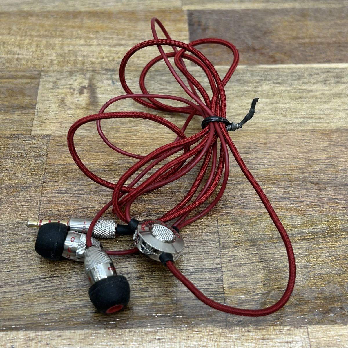 ☆ NN-1120き60 【生産終了品/激レア】 Atomic Floyd SuperDarts +Remote イヤホン 簡易動作確認済み イギリス製 ハイブリッドイヤホン_画像1