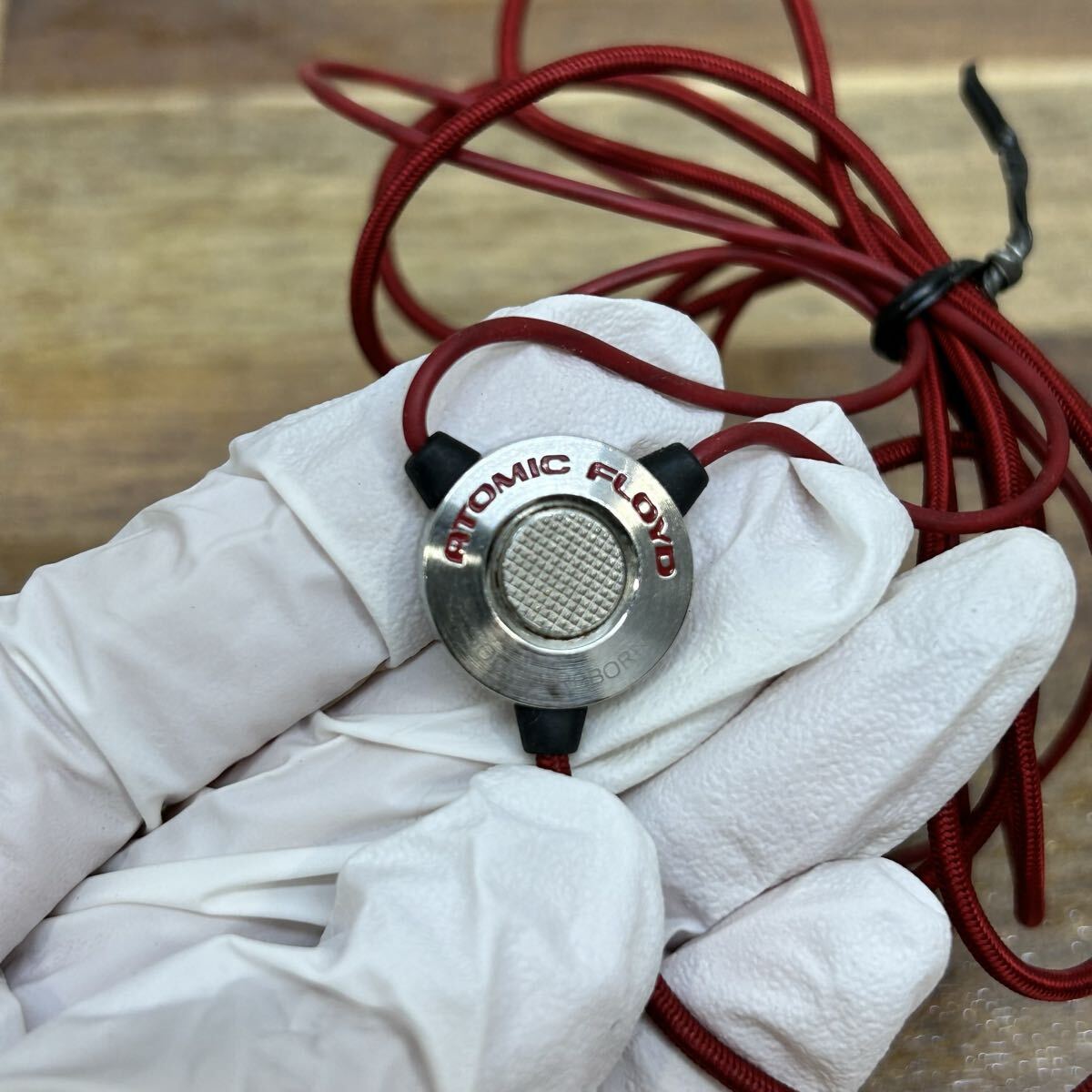 ☆ NN-1120き60 【生産終了品/激レア】 Atomic Floyd SuperDarts +Remote イヤホン 簡易動作確認済み イギリス製 ハイブリッドイヤホン_画像4