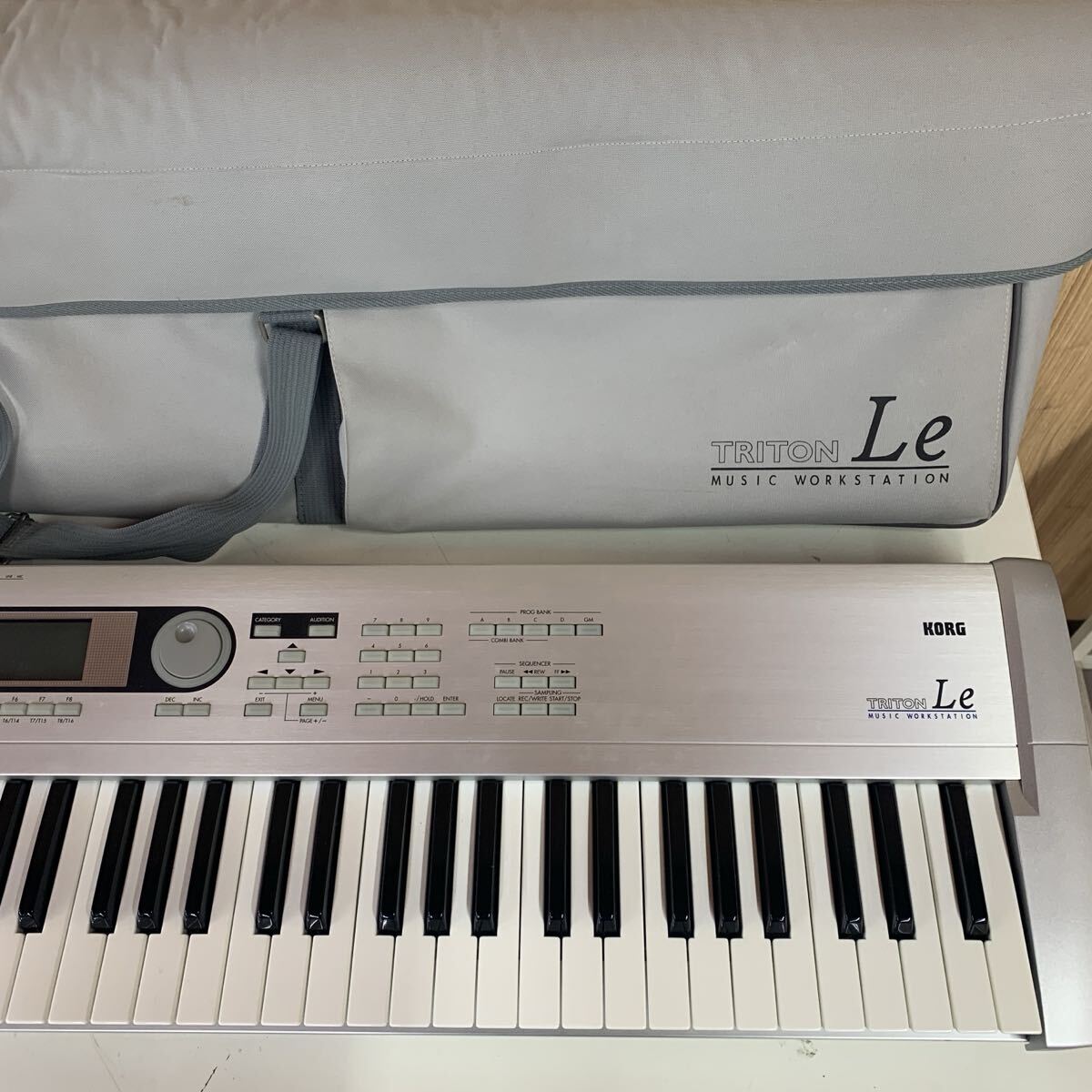 【Gt-9】 Korg TRITON Le 電子ピアノ コルグ 音出し可 4802-128_画像3