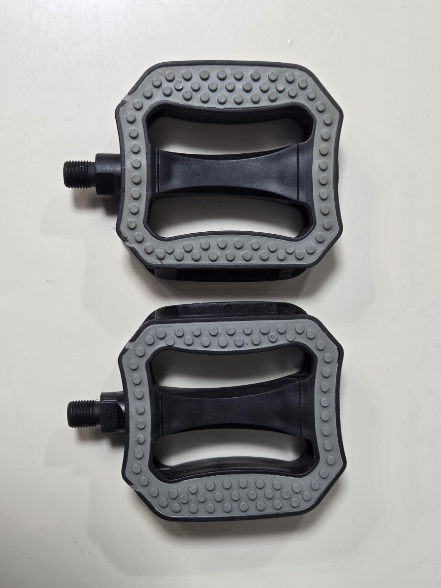 ★★フラットペダル　左右セット★★_画像1