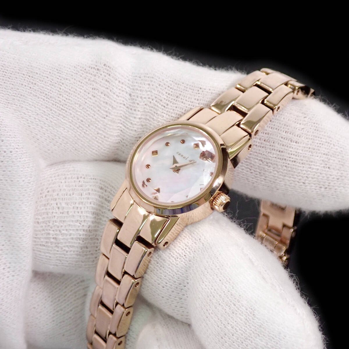 カナル 4℃ バースデーウォッチ 1月(ガーネット)誕生石 シェル文字盤 Canal 4℃ 151845114001 点検動作品 _画像6