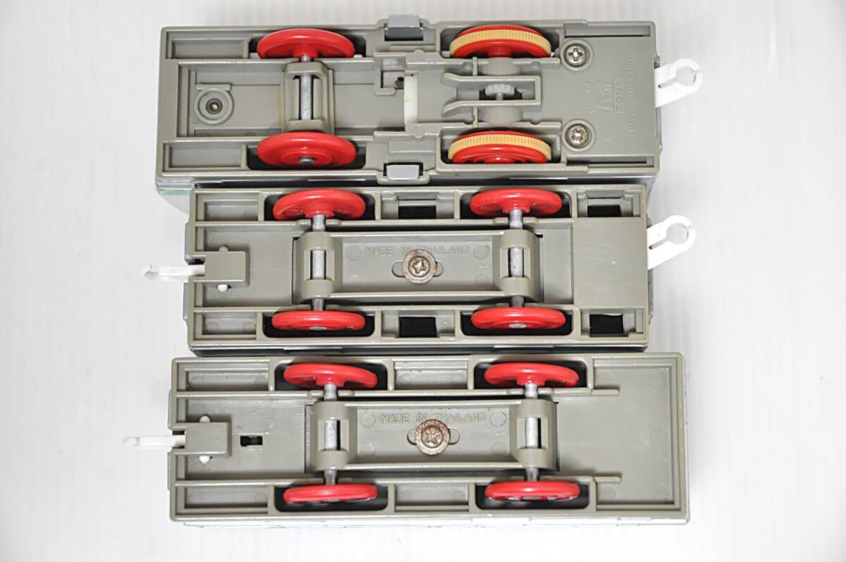 ☆☆　プラレール　営団地下鉄　6000系　千代田線　動作品（訳あり品）代々木上原　地下鉄　通勤電車　トミー　タカラトミー　☆☆_画像6