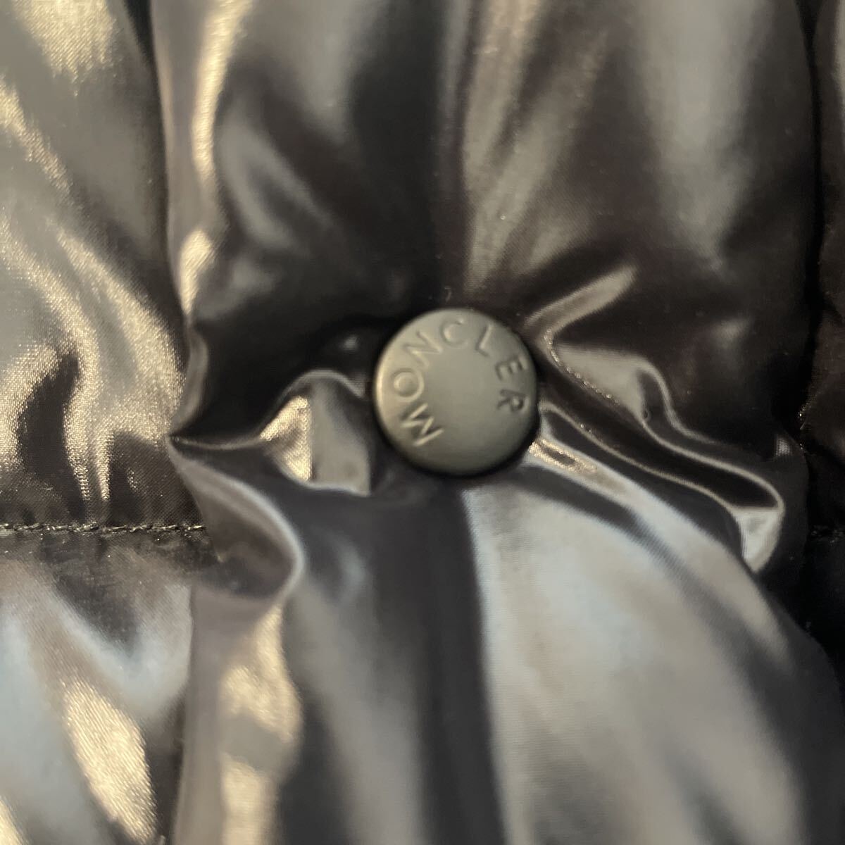 極美品 ダウンジャケット モンクレール 青タグ 黒タグ MONCLER シャイニーブラック 黒 ベニス エベレスト マヤ_画像3