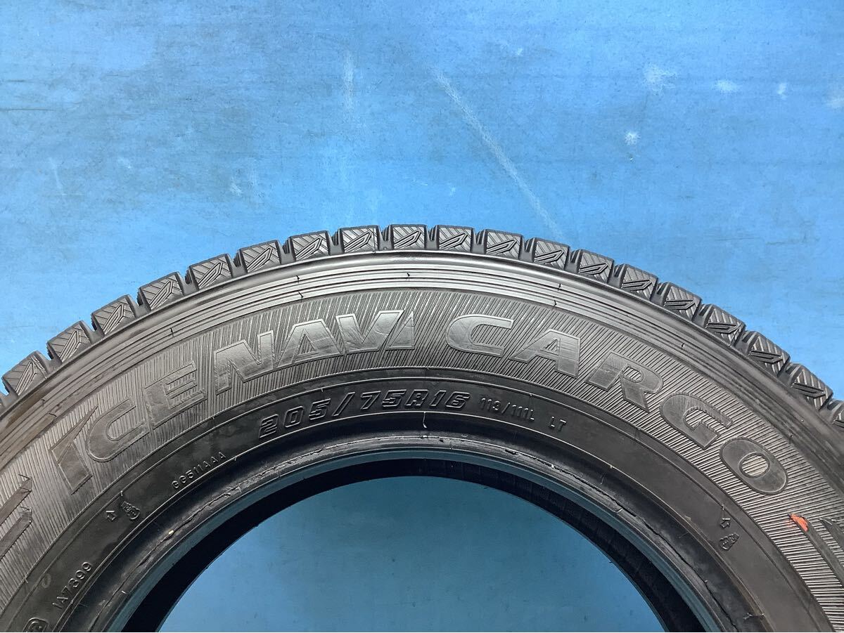 205/75/16 113/111L LT 2022年製　　グッドイヤー　ICE NAVI CARGO スタッドレスタイヤ トラック　　中古タイヤ６本　205/75r16_画像5