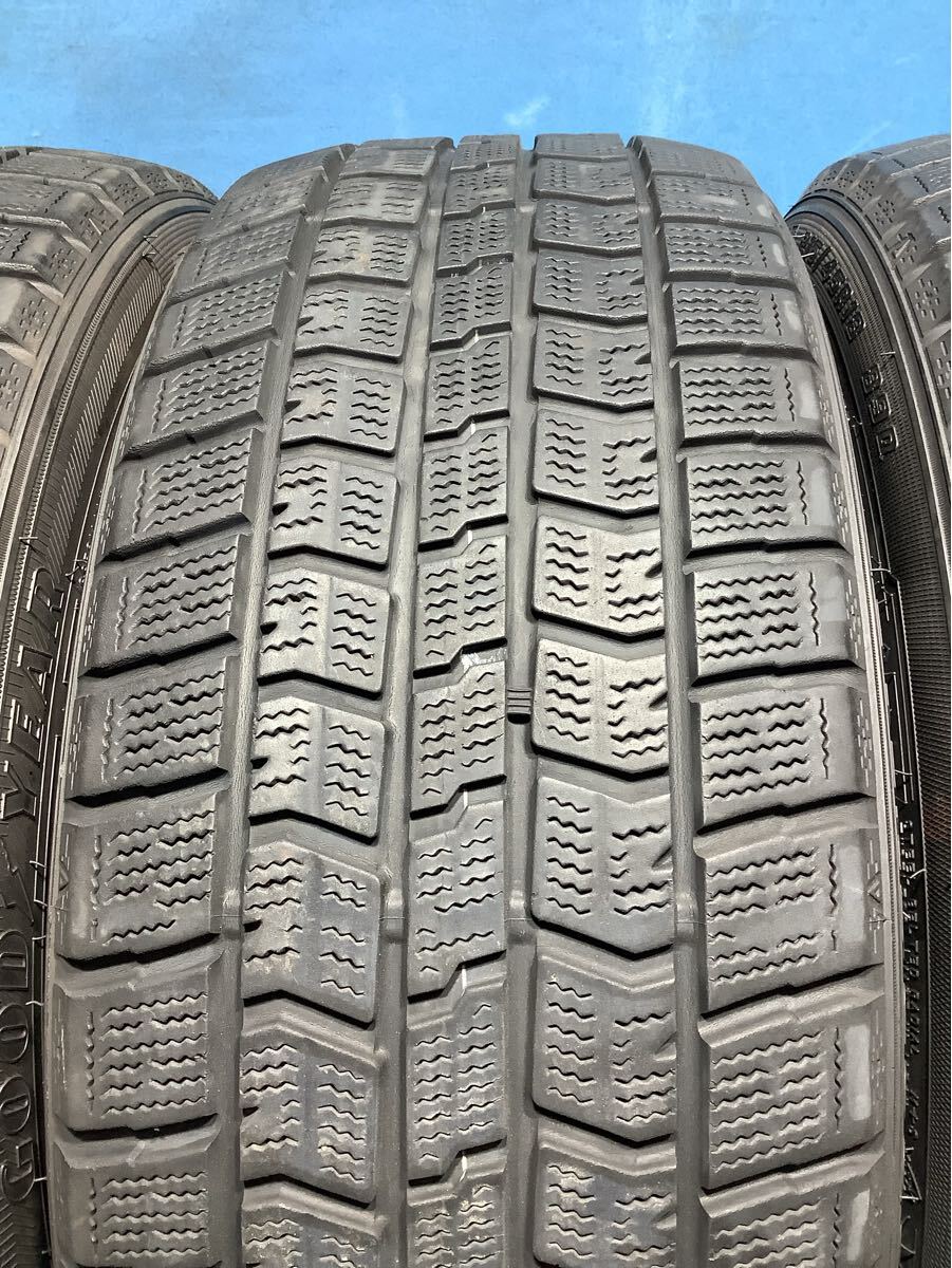 215/45R18 2020年製　　 グッドイヤー ICENAVI7 スタッドレスタイヤ　　215/45/18 中古タイヤ４本_画像3