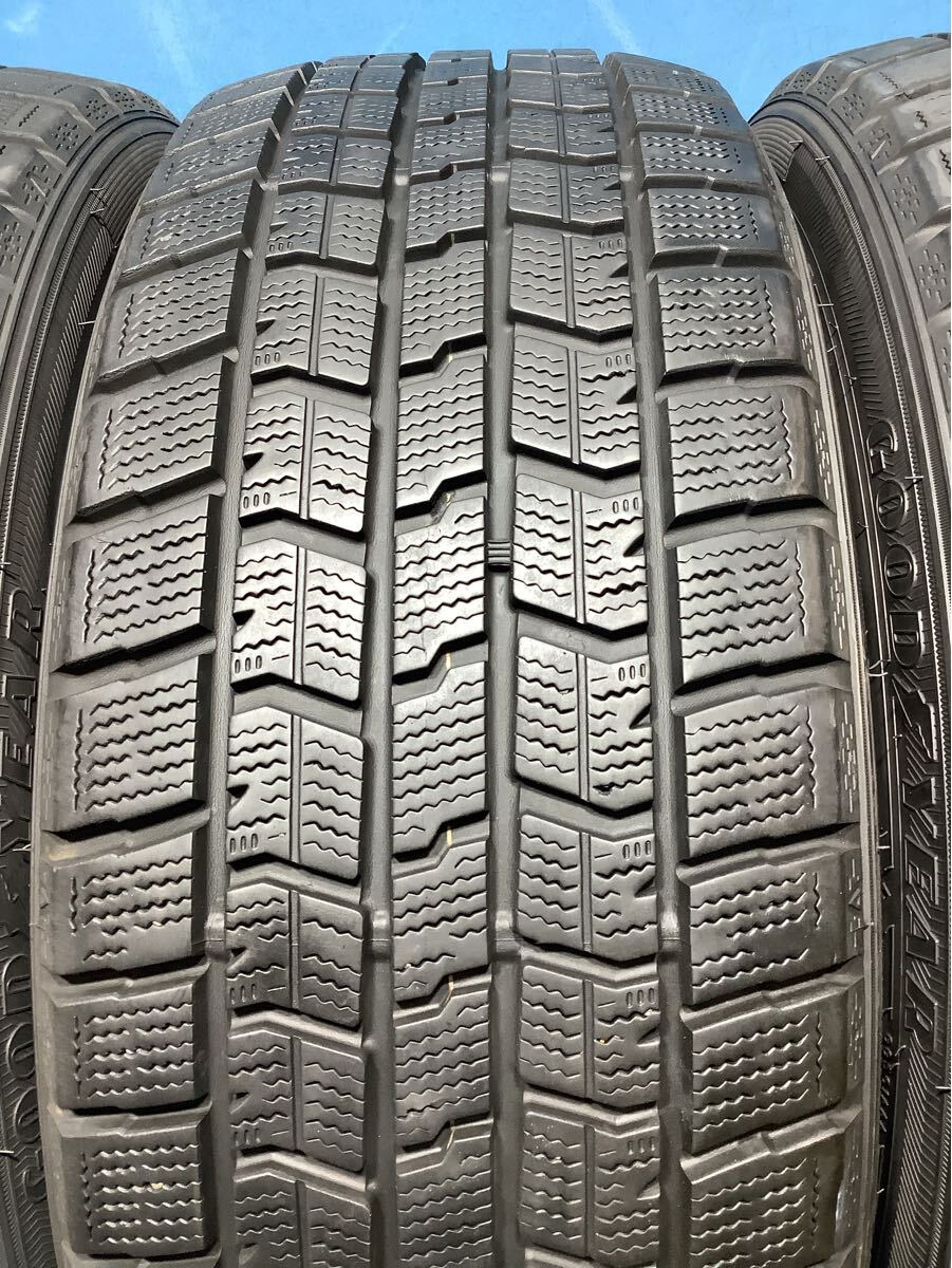 215/45R18 2020年製　　 グッドイヤー ICENAVI7 スタッドレスタイヤ　　215/45/18 中古タイヤ４本_画像4