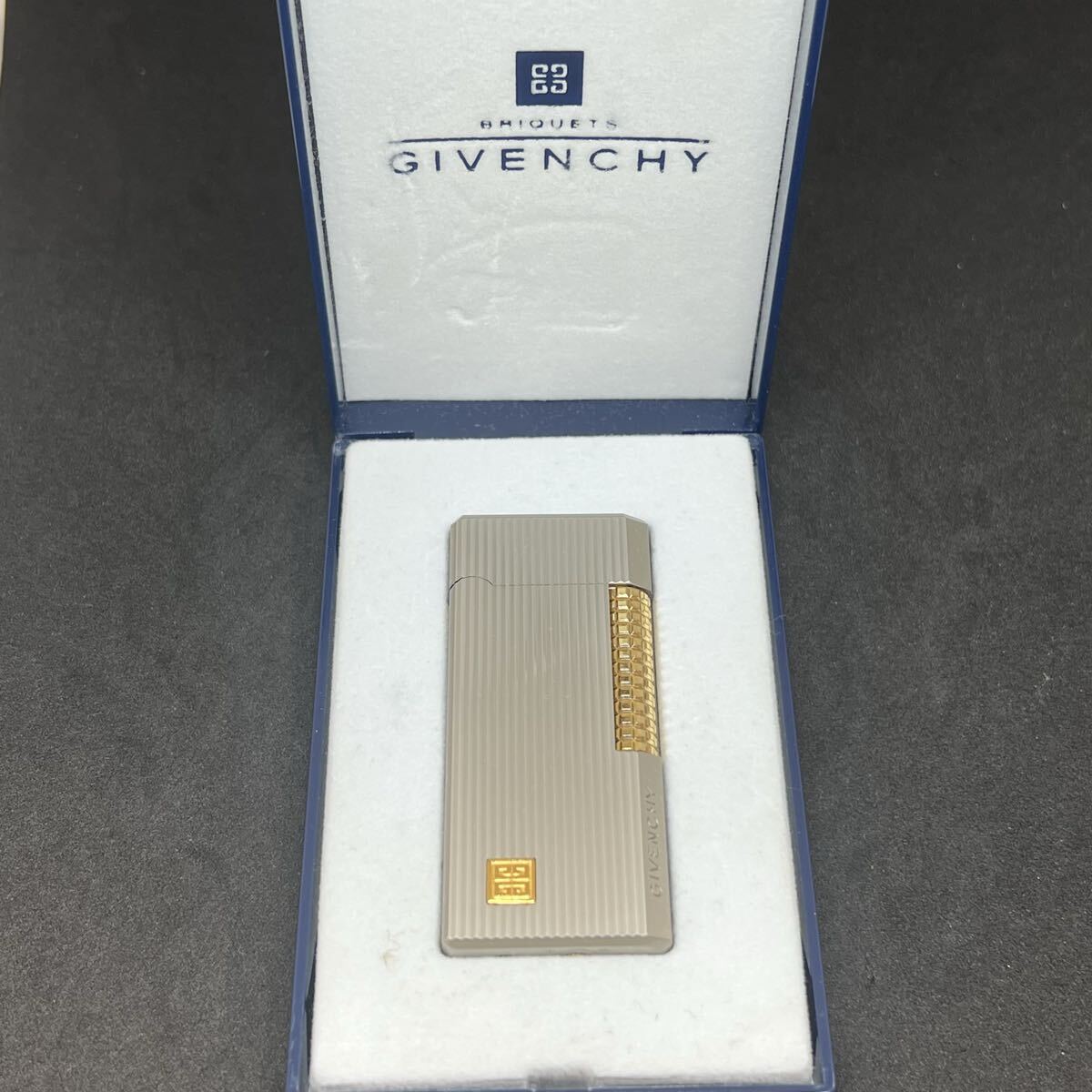 T2467 GIVENCHY ジバンシィ 喫煙具 ガスライター ライター ローラー ケース付き_画像1