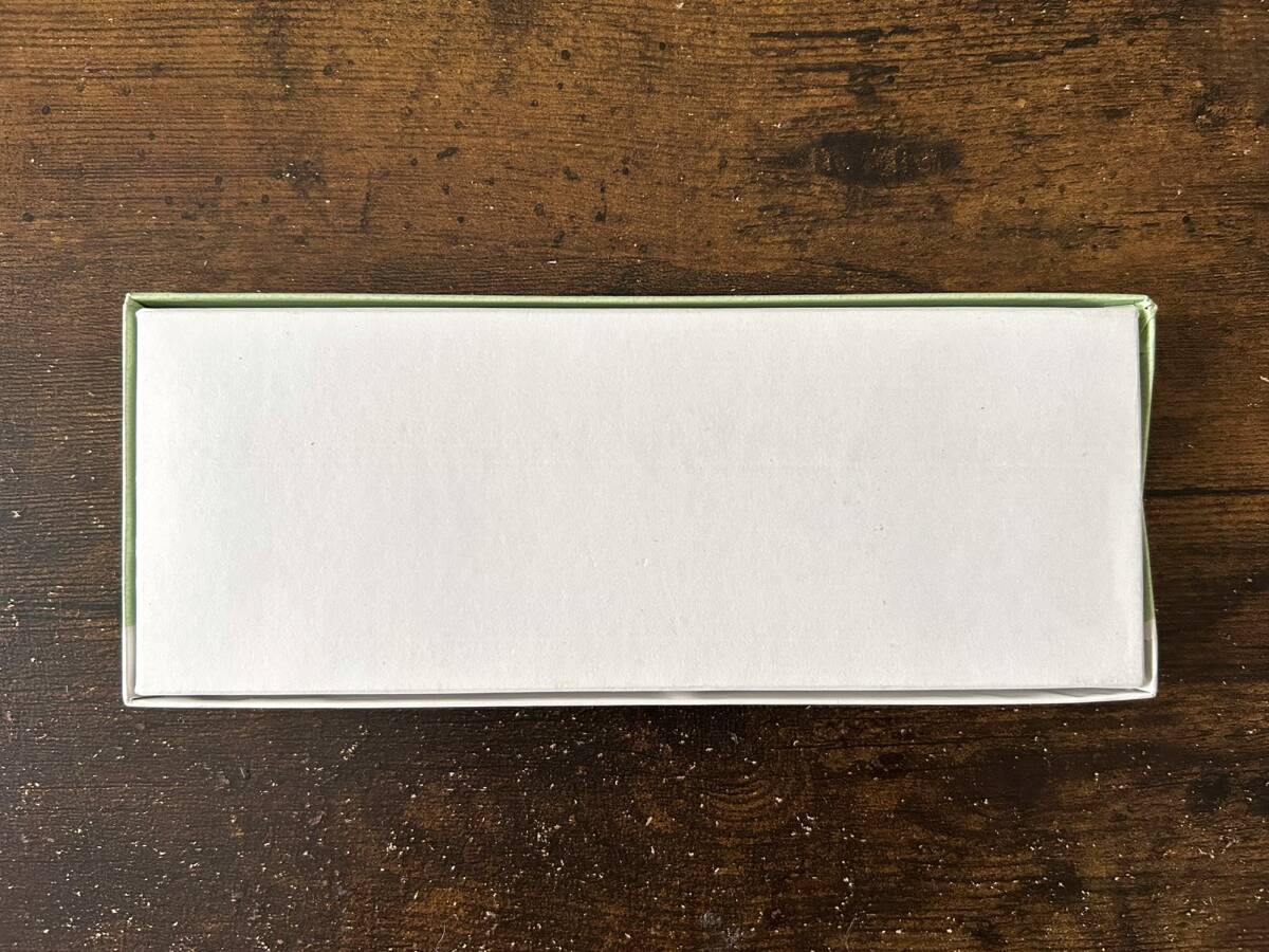 新品　未使用　ぺんてる　エフ水彩　ラミネートチューブ入り　５ml　１５色セット　金・銀入り　絵の具_画像4