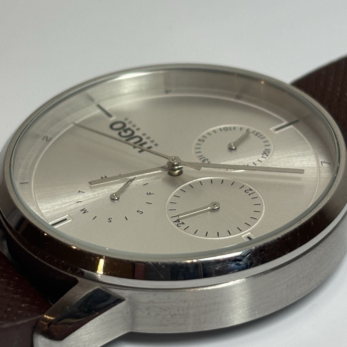 【稼働】【used】 HUGO BOSS ヒューゴボス HU.338.1.14.3130 FOCUS 腕時計 クロノグラフ レザーベルト 新品電池交換済 クォーツ _画像4