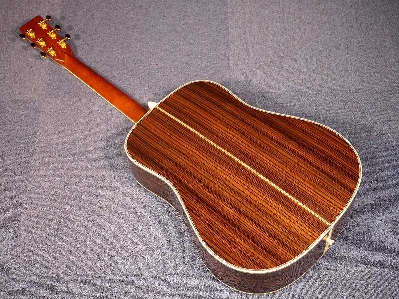  прекрасный товар MARTIN D-45 Standard 2023 год производства 