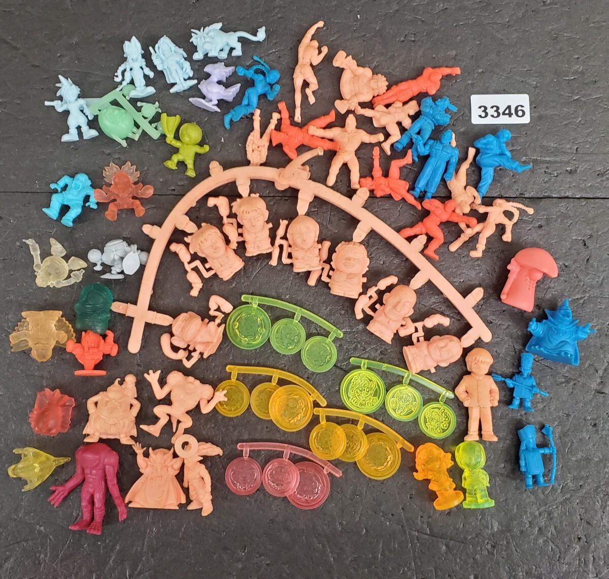 3346 当時物 昭和レトロ　平成レトロ　カプコン　ストリートファイター　など　 消しゴム フィギュア レトロ_画像1