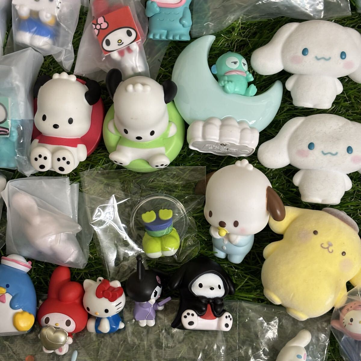 2819　サンリオ グッズ セット まとめ売り フィギュア ソフビ マスコット ハローキティ マイメロディ クロミ ポムポムプリン シナモロール_画像6