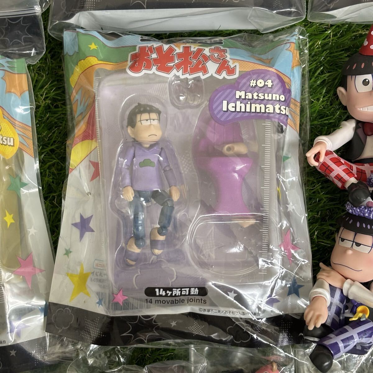 2910　おそ松さん グッズ まとめ売り セット フィギュア おそ松 カラ松 チョロ松 十四松 一松 トド松 松にも衣装 ヌードルのっけ松 他_画像10
