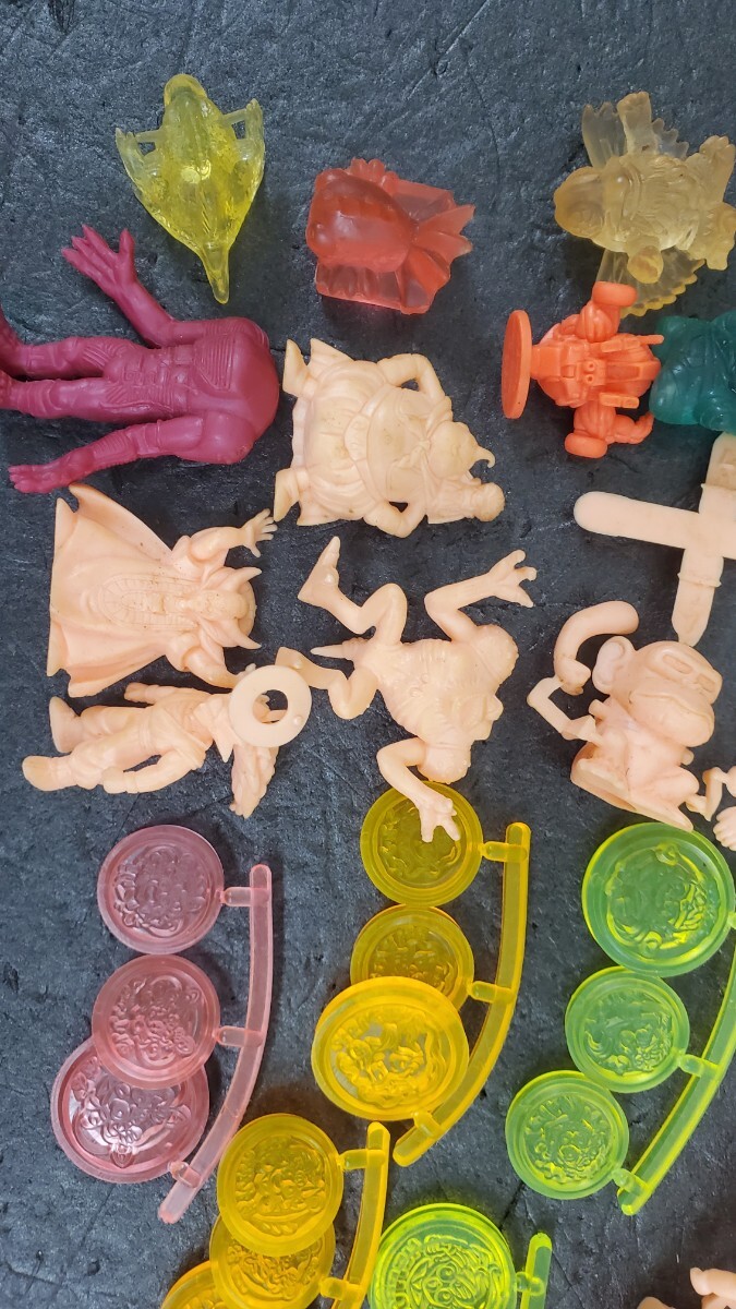 3346 当時物 昭和レトロ　平成レトロ　カプコン　ストリートファイター　など　 消しゴム フィギュア レトロ_画像2