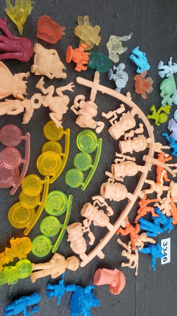 3346 当時物 昭和レトロ　平成レトロ　カプコン　ストリートファイター　など　 消しゴム フィギュア レトロ_画像8