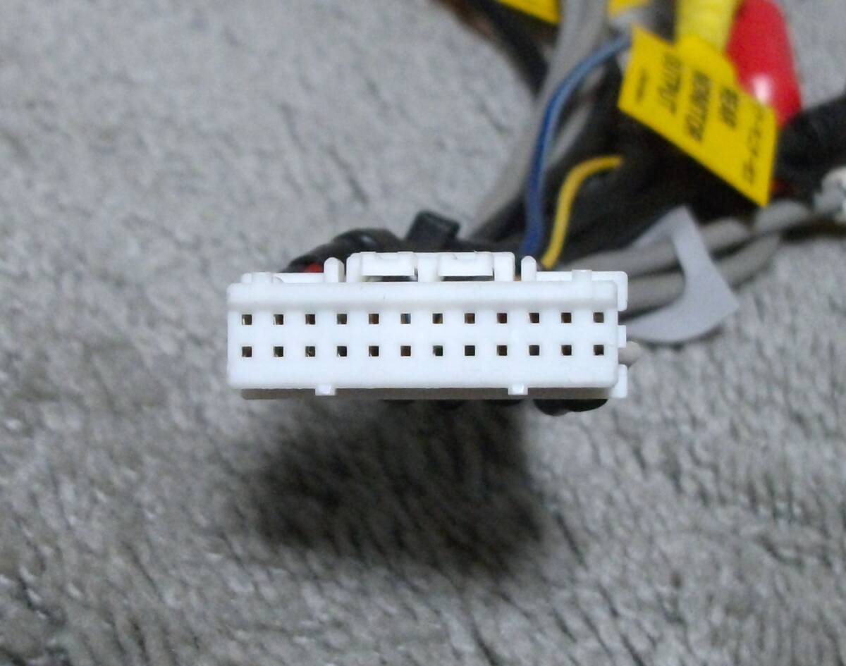 送料無料 カロッツェリア AVIC HRZ009 HRZ009GⅡ HRZ008 HDDナビ 24P 24ピン RCA 出力 ビデオ ケーブル コード リアモニター バックカメラ_画像2