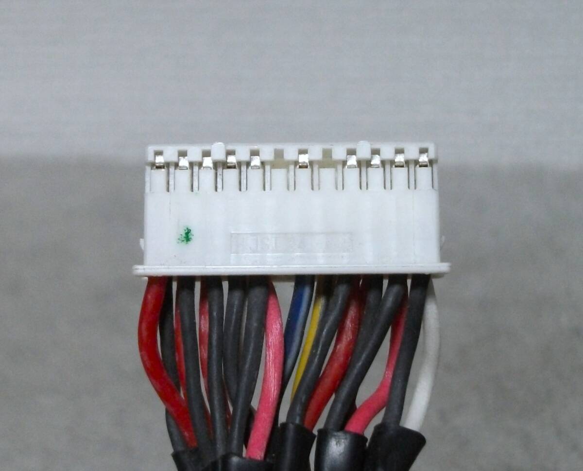 送料無料 カロッツェリア AVIC HRZ009 HRZ009GⅡ HRZ008 HDDナビ 24P 24ピン RCA 出力 ビデオ ケーブル コード リアモニター バックカメラ_画像4