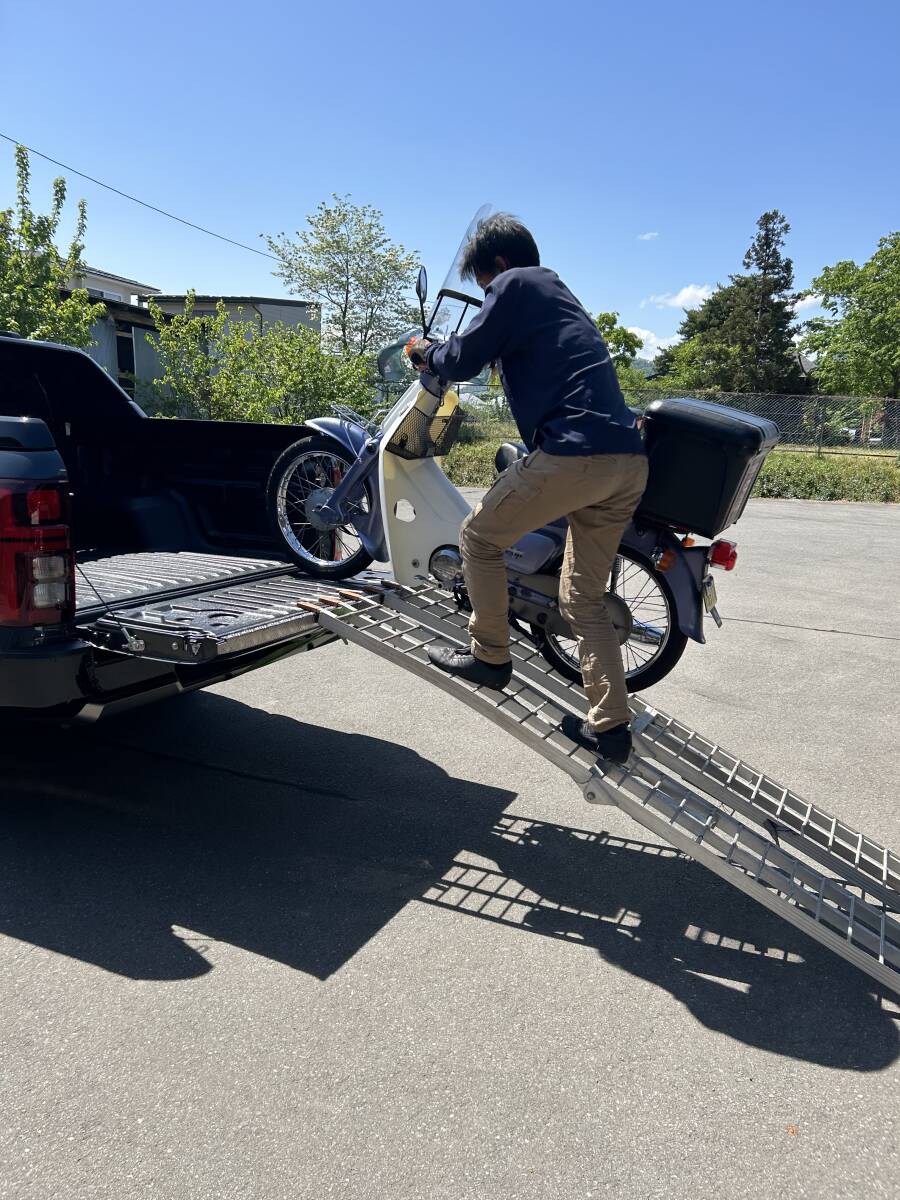 新型トライトン　テールゲートプロテクター　質実剛健『漢』仕様　無骨　アルミ縞板　_画像8