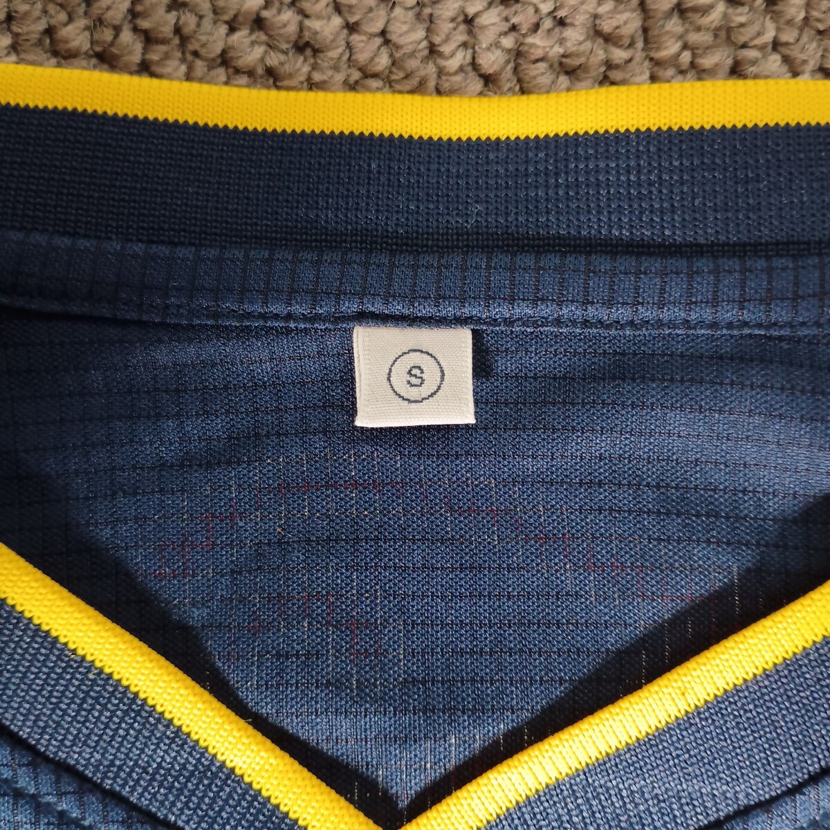 送料無料 ザスパ草津 2005ホームユニフォーム Sサイズ_画像3