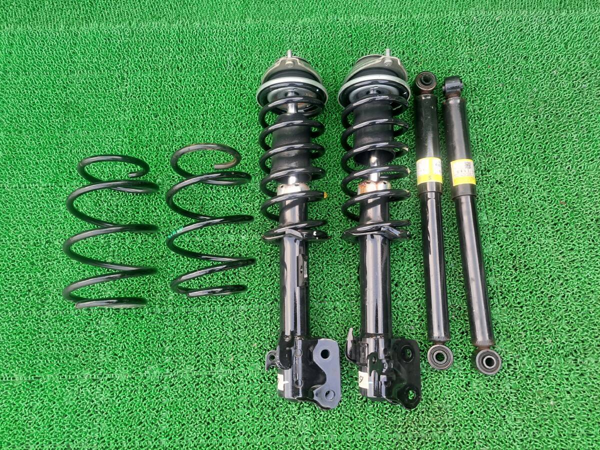 ワゴンR MH23S AZワゴン MJ23S サスペンション 1台分 フロント ストラット 左右 リアショックアブソーバー スプリング バネ リア_画像7