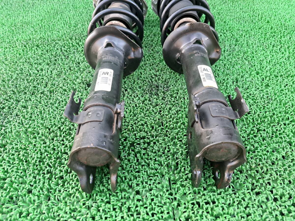 1006　スズキ アルト HA35S 純正 フロント ストラット 左右セット F サスペンション 左 右_画像6