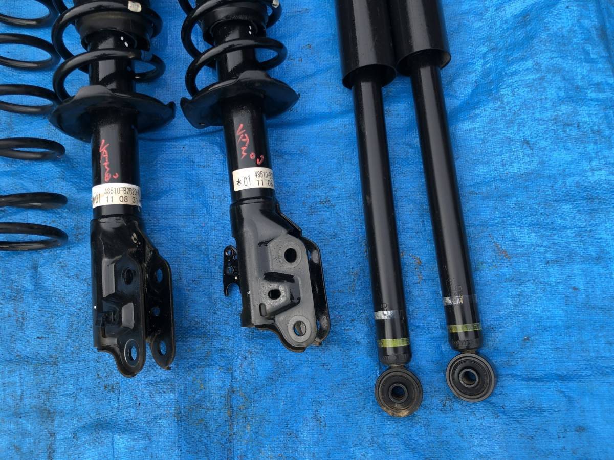 LA300S ミライース サス ショック ストラット スプリング左右 漏れなし フロント リア ショックアブソーバー左右 　バネ 71182KM_画像3