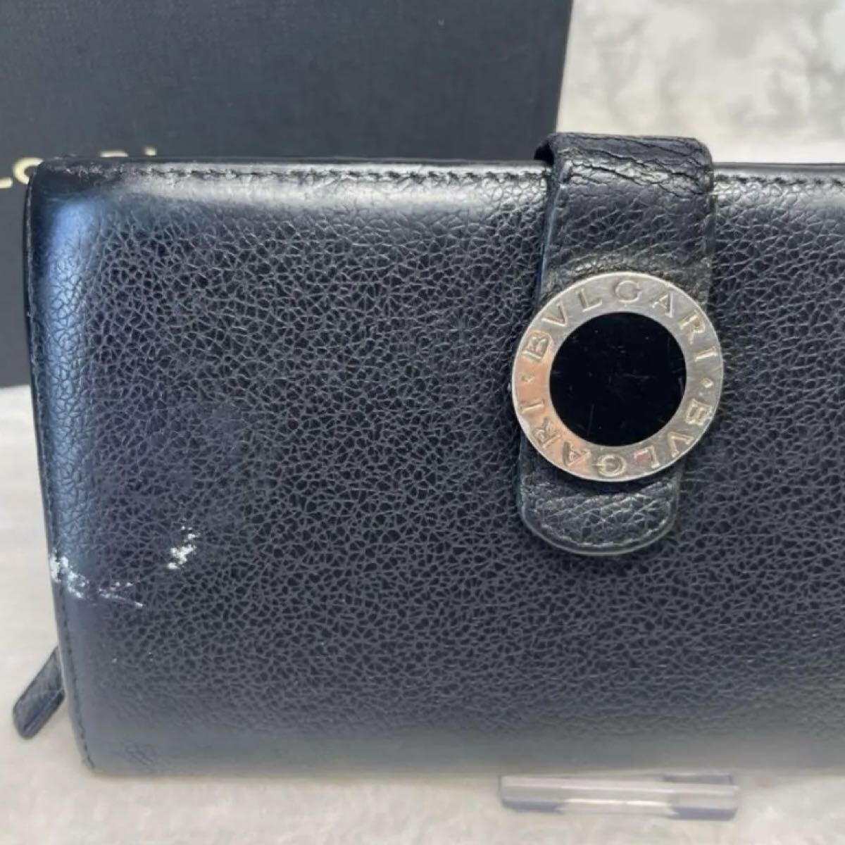 BVLGARI コローレ　ブラック　レッド　二つ折り財布_画像2