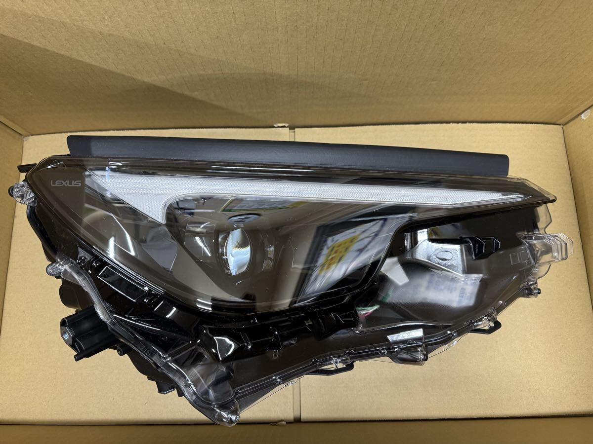 新品・未使用 レクサス LBX ヘッドライト ASSY LEDユニット付き MAYH10 KOITO 右 L2刻印_画像1