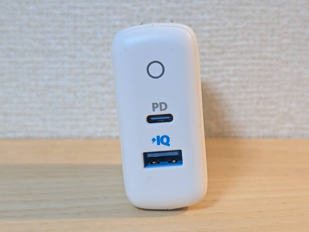 Anker PowerPort PD 2 20W PD対応 2ポート USB-A & USB-C 充電器_画像3