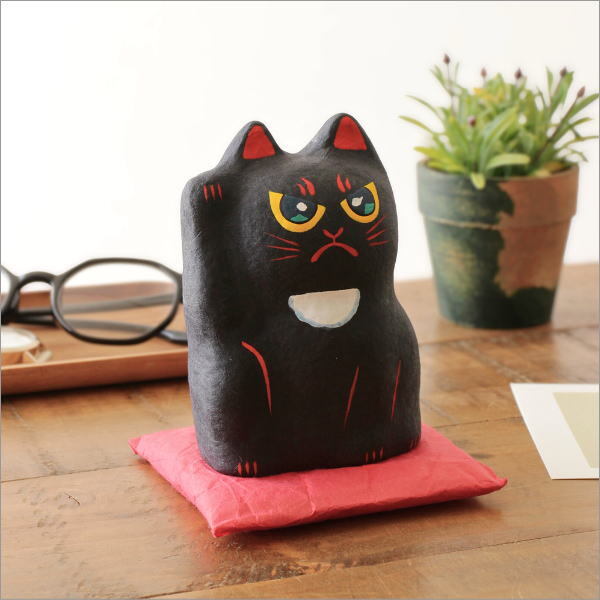 . . это inserting . манэки-нэко чёрный кошка 