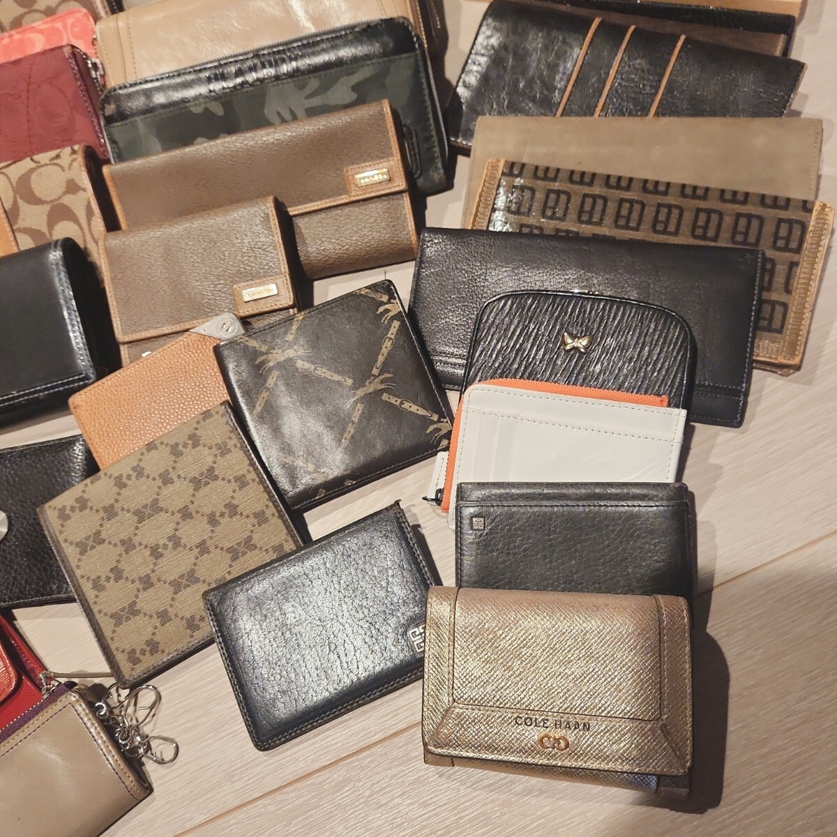 まとめ売り　ブランド財布　37点　セット　コーチ　ランセル　等　大量_画像4