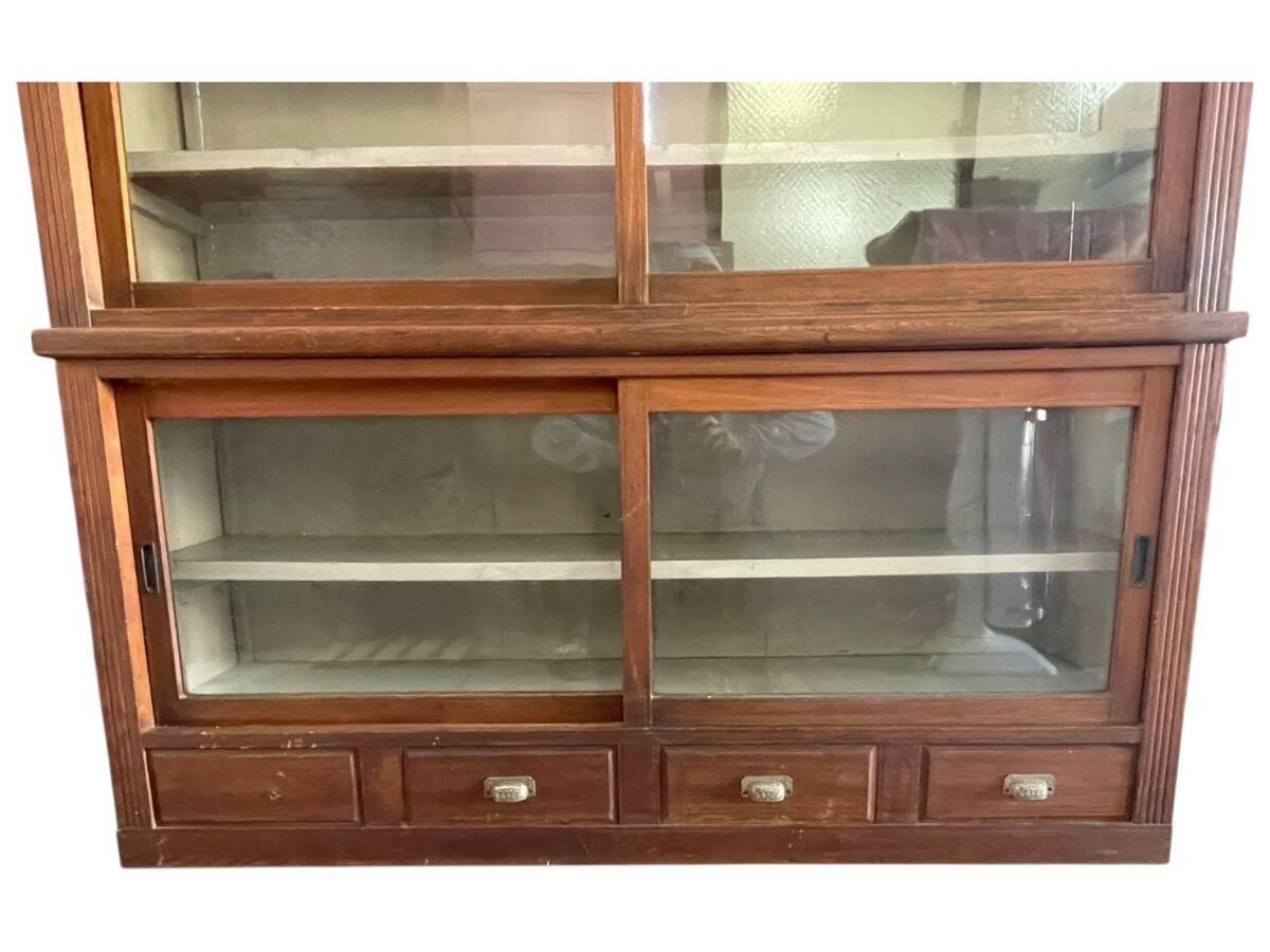 JS383 時代家具 大正時代 ゆらゆらガラス アンティーク 木製棚 食器棚 ガラス戸棚 高さ167cm 横159.5cm 奥行き43.5cm 取手一つ欠損_画像5