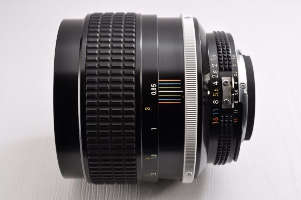 Nikon Ai-S NIKKOR 85mm F1.4 85/1:1.4 ニコン AISニッコール MFレンズ #2541_画像2
