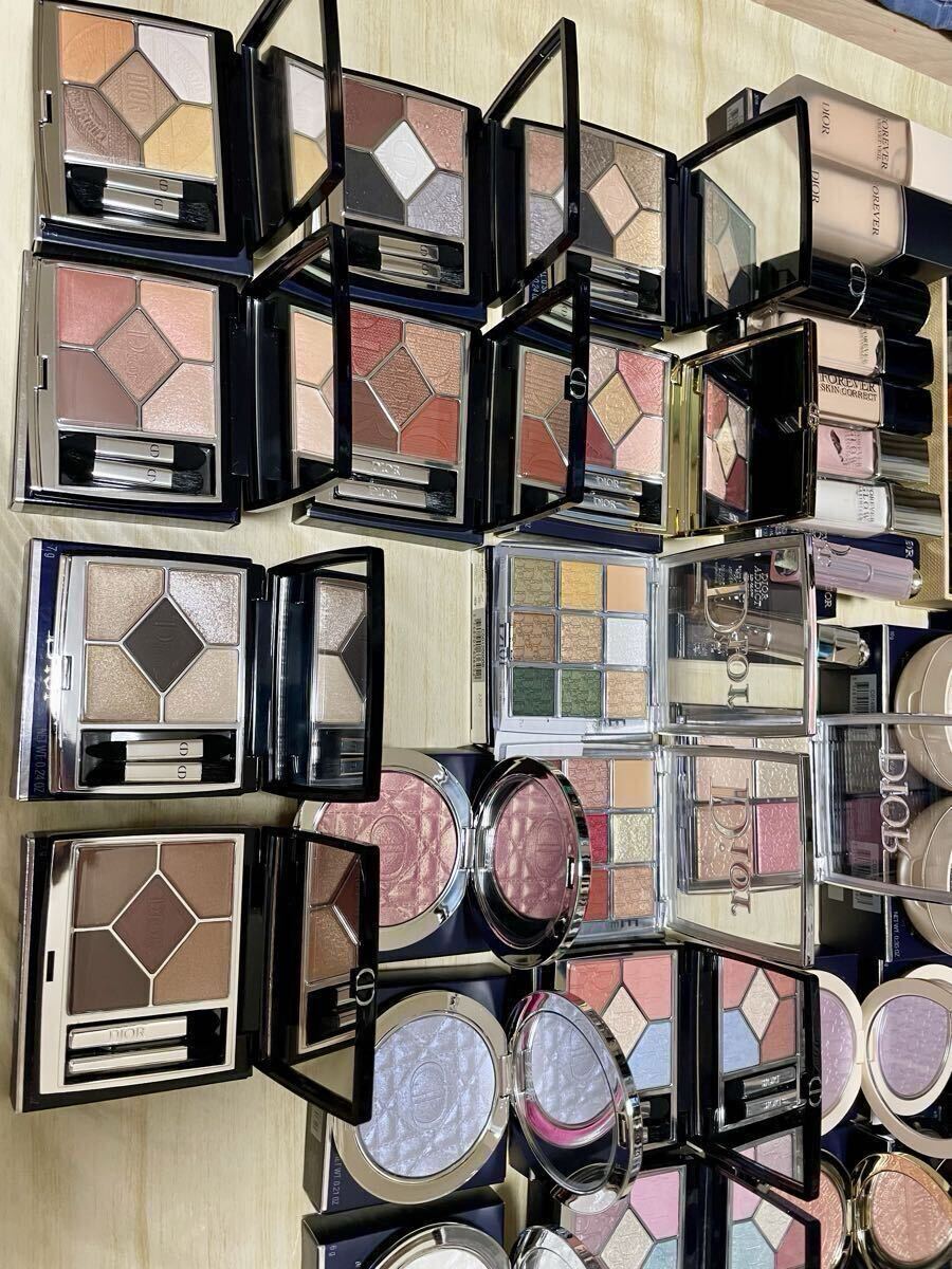 限界価格！★即決送料込み★未使用ディオールコスメ大量まとめ売り　 Dior コスメ 化粧品 香水 アイシャドウ 美容液 ファンデーション色々_画像5