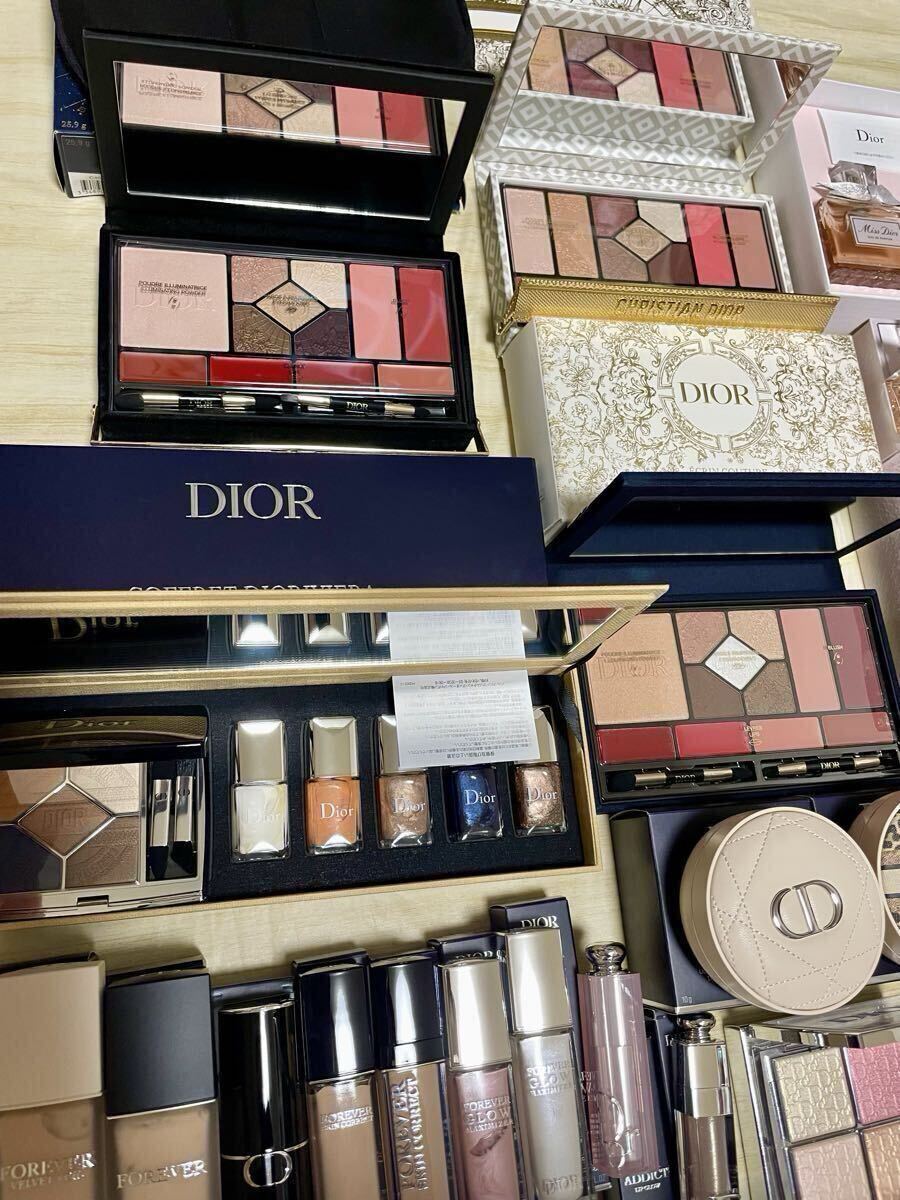 限界価格！★即決送料込み★未使用ディオールコスメ大量まとめ売り　 Dior コスメ 化粧品 香水 アイシャドウ 美容液 ファンデーション色々_画像9