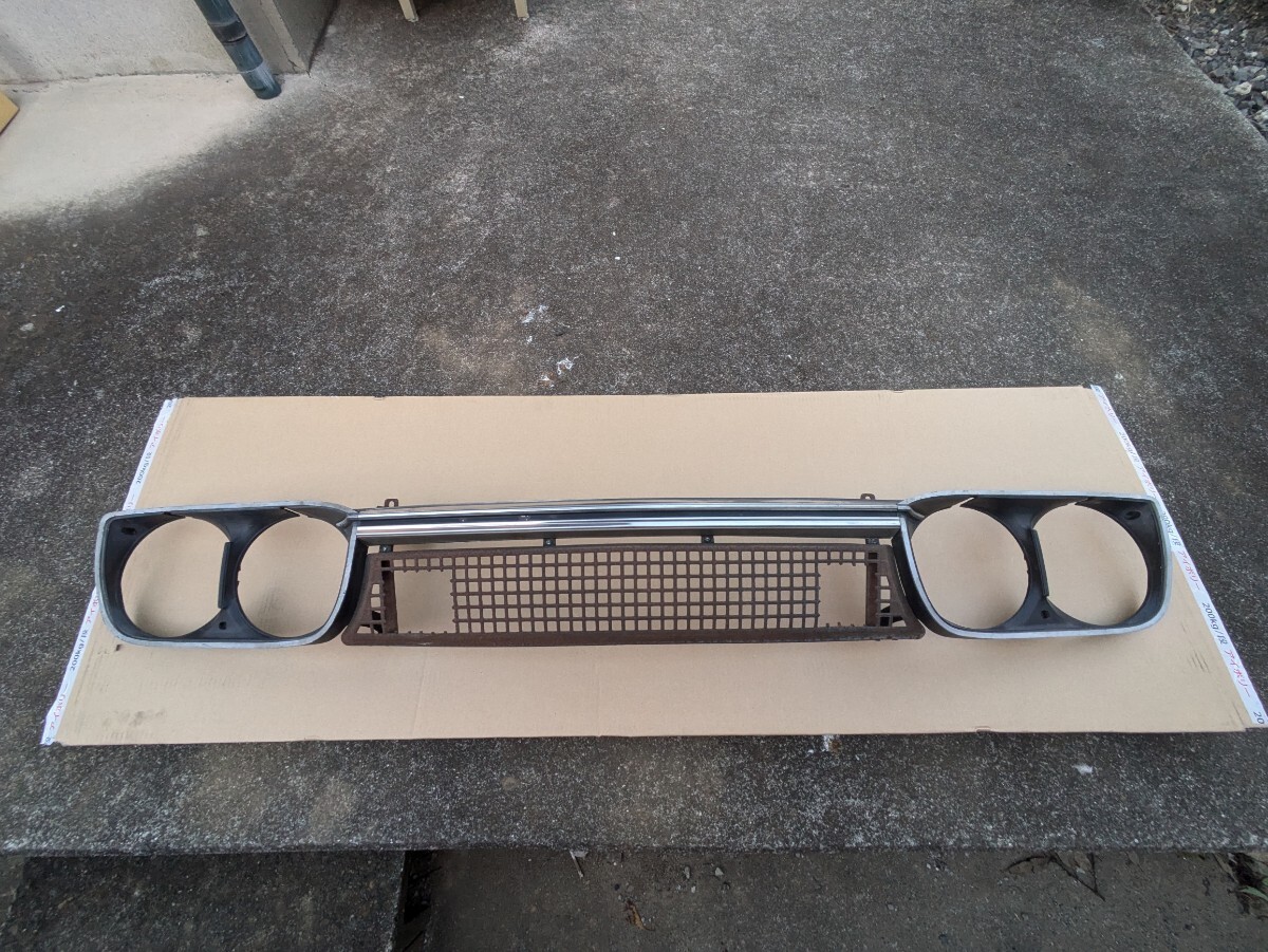 ■当時物■日産 ブルーバード 510 ダットサン SSS 純正 L18 最終型 フロントグリル N510 P510 VP510 SSS DATSUN Bluebird 1972 Grille _画像1