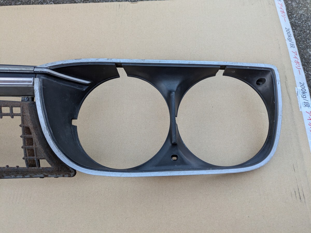 ■当時物■日産 ブルーバード 510 ダットサン SSS 純正 L18 最終型 フロントグリル N510 P510 VP510 SSS DATSUN Bluebird 1972 Grille _画像2