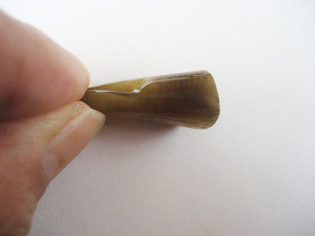 トッグル型ボタン ダッフルボタン 糸通し穴あり 水牛ミックス調 プラスチックタイプ コート ハンドメイド ソーイング 手芸用 計6個_画像3