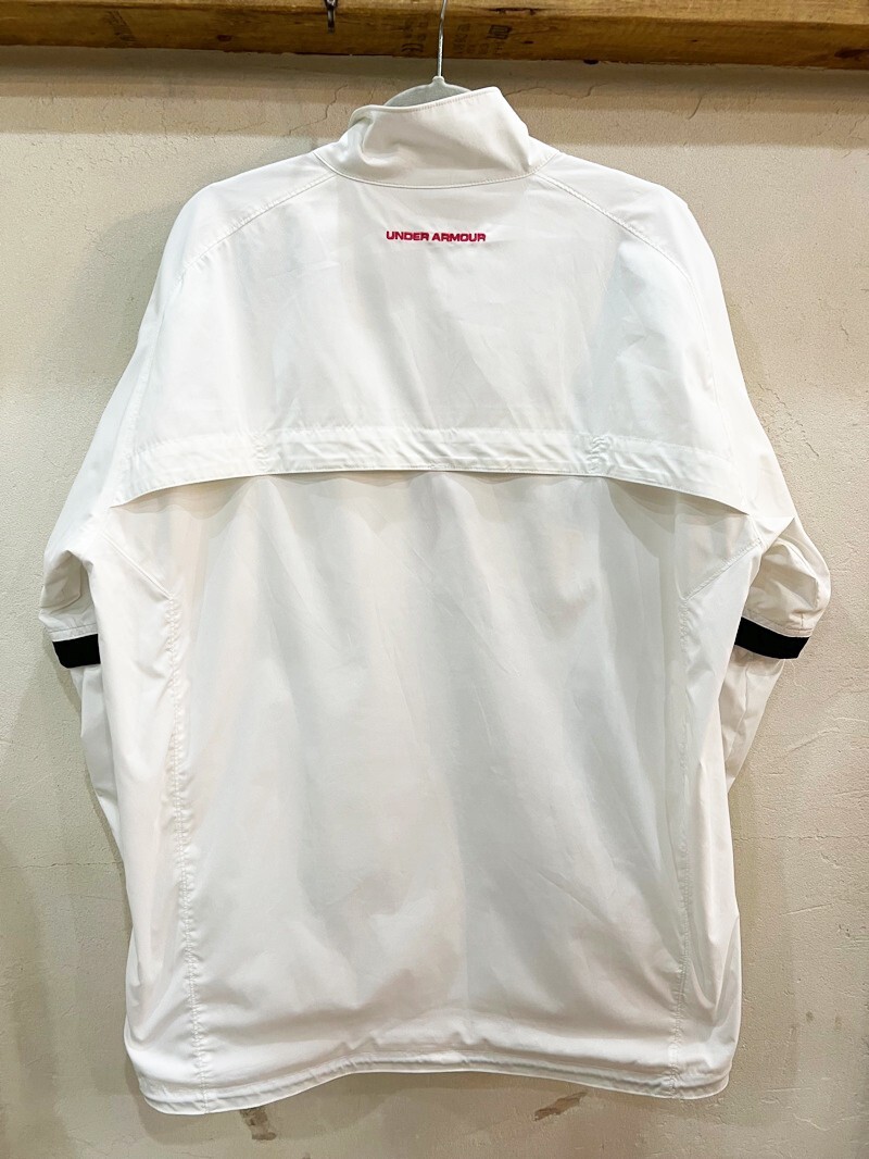 Q93★UNDER ARMOUR/アンダーアーマー ハーフジップ刺繍入り2wayナイロントップス ホワイト メンズXLサイズ ゴルフウェア スポーツ USED ★_画像5