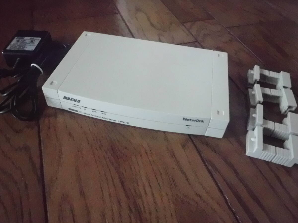 【中古】Buffalo プリンタサーバー LPV-TX 電源アダプタ付属 ◆ メルコ バッファロー ネットワーク【通電確認済】_画像1